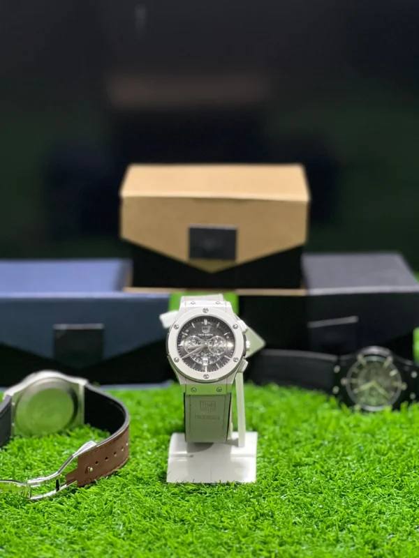 TRUE WORTH Premium Men's Watch - Image 2